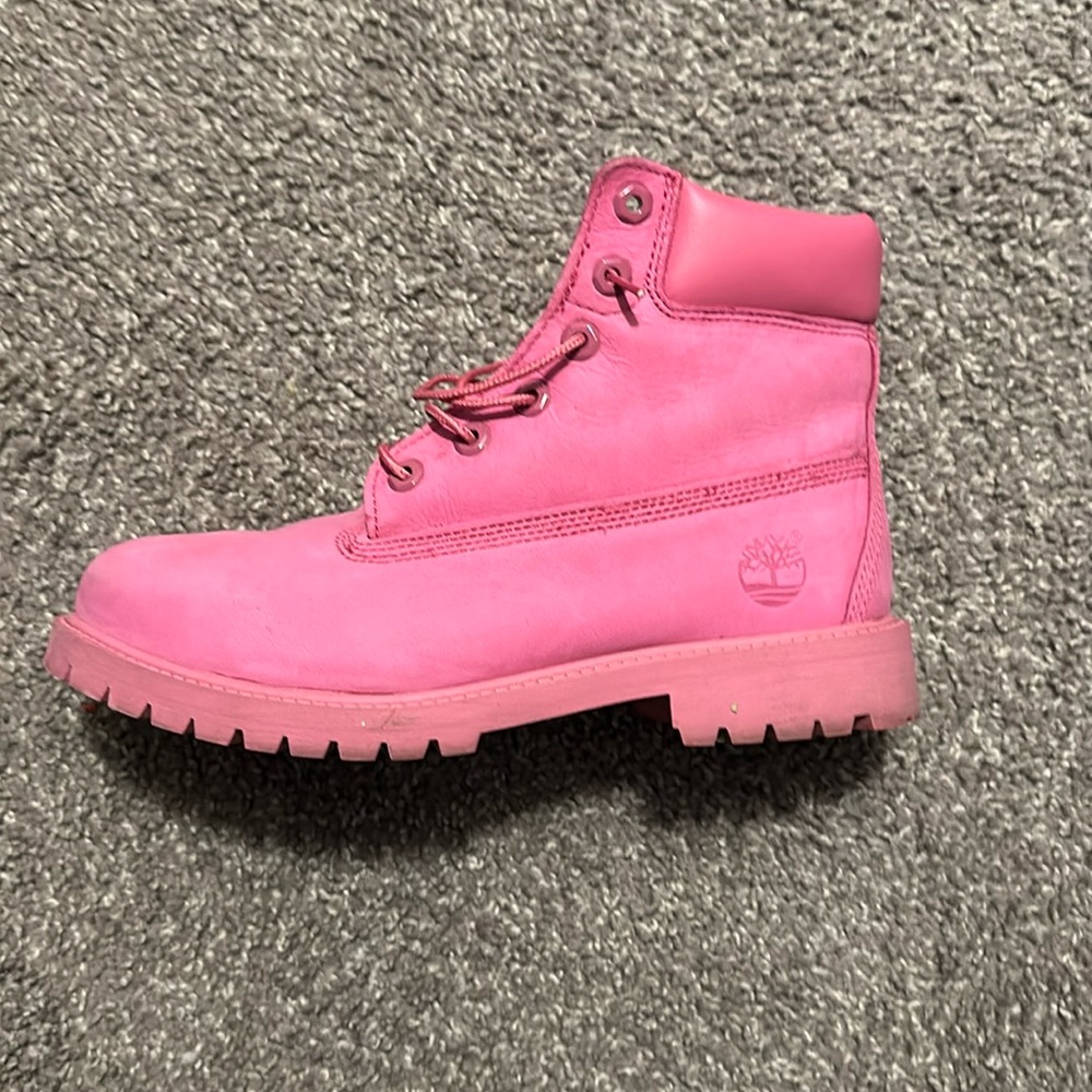 Pink Suede Timberlands GREAT CONDITION!